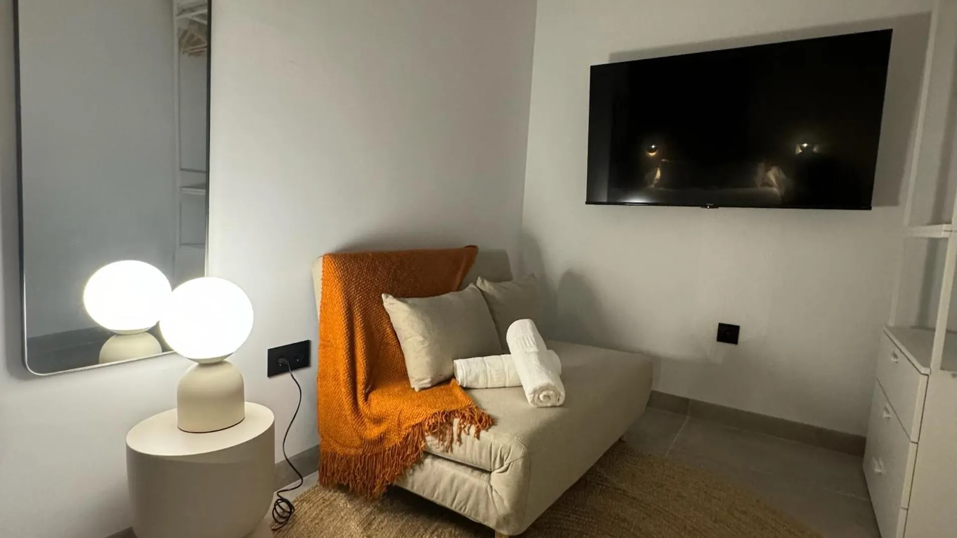 Poniente Beach House Chiclana de la Frontera 0*,  Spain